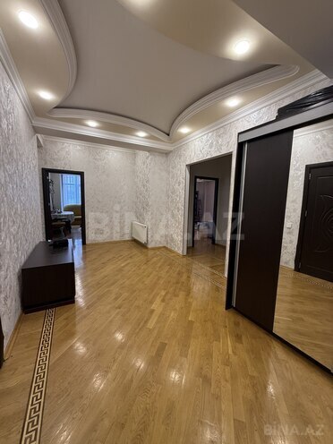 Сдаётся 3-комн. новостройка 125 м², м. Нариман Нариманов, photo 8 from 12