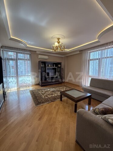 Сдаётся 3-комн. новостройка 125 м², м. Нариман Нариманов, photo 5 from 12