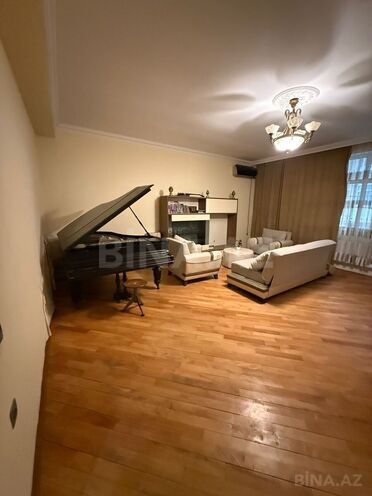Продаётся 3-комн. новостройка 152 м², м. 8 ноября, photo 1 from 12