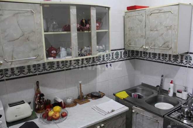 İcarəyə verilir 2 otaqlı köhnə tikili 60 m², Sahil m., photo 11 from 13