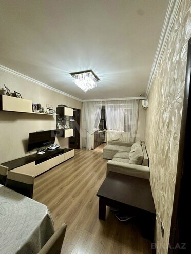 Продаётся 3-комн. вторичка 60 м², м. Иншаатчылар, photo 3 from 12