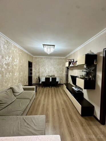 Продаётся 3-комн. вторичка 60 м², м. Иншаатчылар, photo 4 from 12