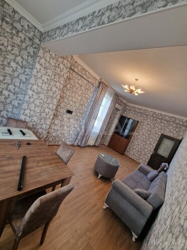 İcarəyə verilir 2 otaqlı yeni tikili 70 m², Bayıl q., photo 9 from 10