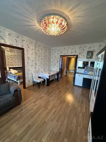 Satılır 4 otaqlı köhnə tikili 90 m², Xalqlar Dostluğu m., photo 4 from 16