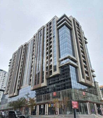 Сдаётся 3-комн. новостройка 110 м², м. Низами, photo 1 from 26