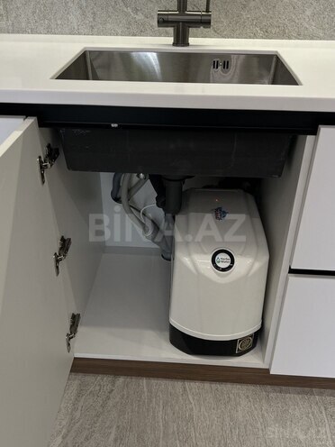 Сдаётся 3-комн. новостройка 110 м², м. Низами, photo 23 from 26