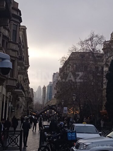 İcarəyə verilir 4 otaqlı köhnə tikili 150 m², Sahil m., photo 13 from 14