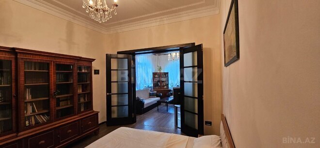 İcarəyə verilir 4 otaqlı köhnə tikili 150 m², Sahil m., photo 6 from 14