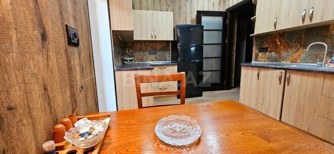 İcarəyə verilir 4 otaqlı köhnə tikili 150 m², Sahil m., photo 9 from 14