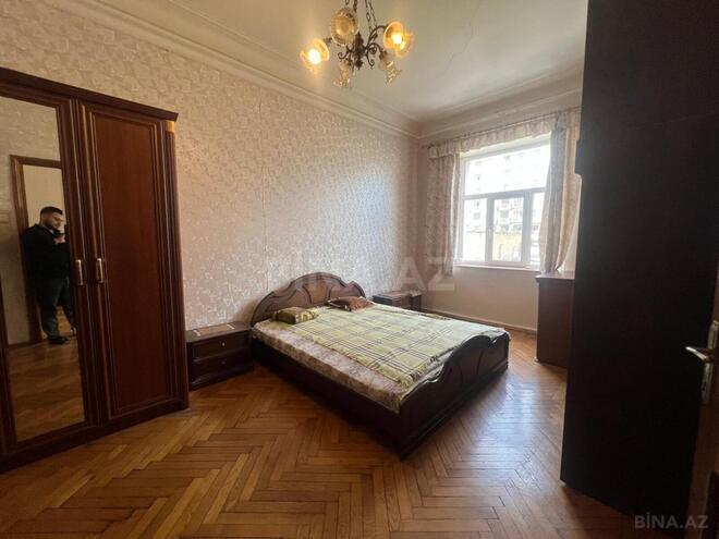 Продаётся 3-комн. вторичка 75 м², м. Ичеришехер, photo 11 from 18