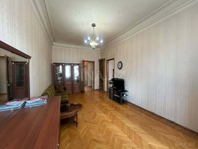 Продаётся 3-комн. вторичка 75 м², м. Ичеришехер, photo 7 from 18