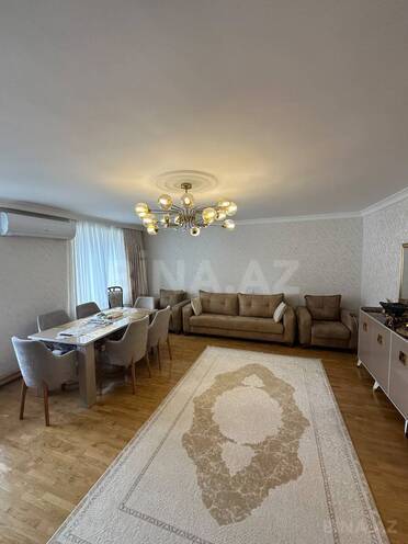 Satılır 2 otaqlı köhnə tikili 110 m², 28 May m., photo 1 from 8