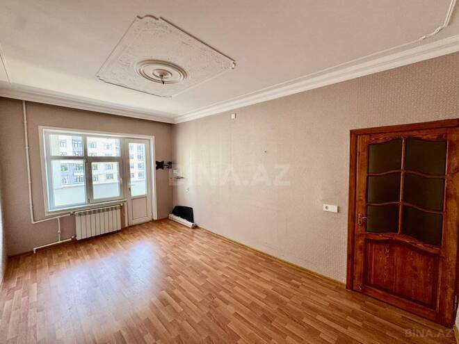 Satılır 3 otaqlı köhnə tikili 82 m², Xalqlar Dostluğu m., photo 3 from 27