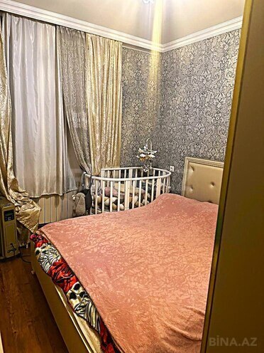 Продаётся 2-комн. вторичка 65 м², м. Ази Асланов, photo 3 from 11