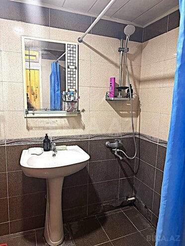 Продаётся 2-комн. вторичка 65 м², м. Ази Асланов, photo 6 from 11