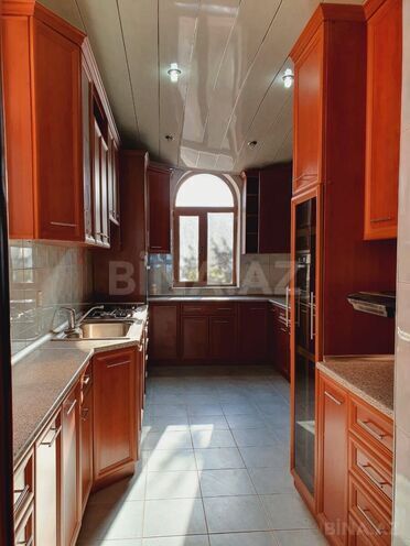 Сдаётся 8-комн. дом/дача 600 м², пос. Бадамдар, photo 24 from 28