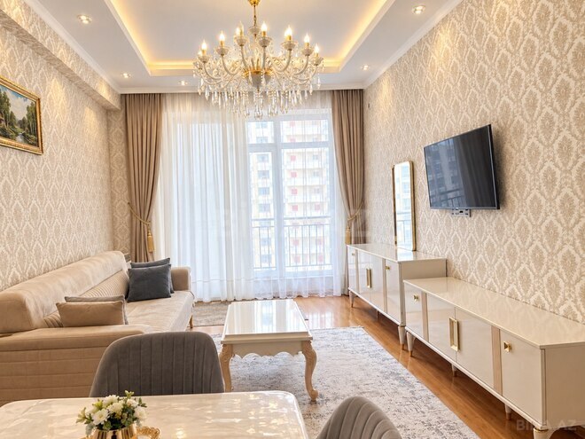 Сдаётся 3-комн. новостройка 120 м², м. 20 января, photo 1 from 11