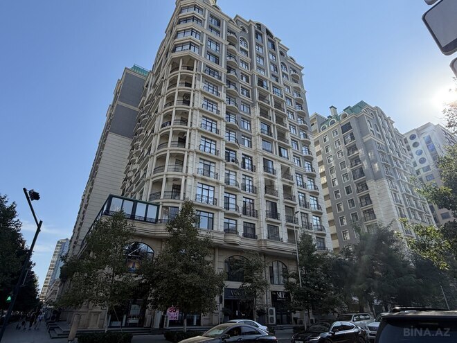 Продаётся 4-комн. новостройка 210 м², Насиминский  р., photo 18 from 19