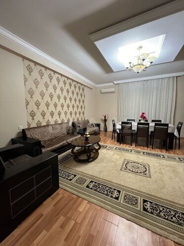 Продаётся 3-комн. новостройка 110 м², м. Ази Асланов, photo 3 from 11