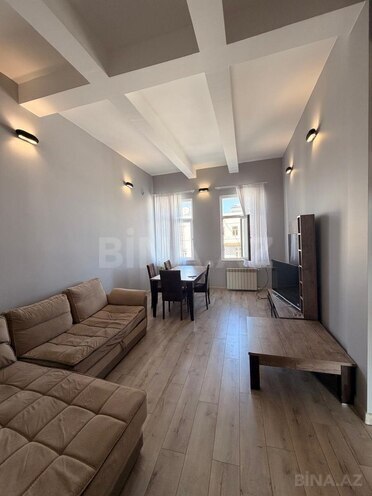 Сдаётся 2-комн. вторичка 55 м², м. Сахил, photo 1 from 11