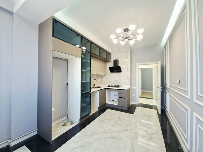 Продаётся 2-комн. новостройка 77 м², м. Кара Караев, photo 8 from 14