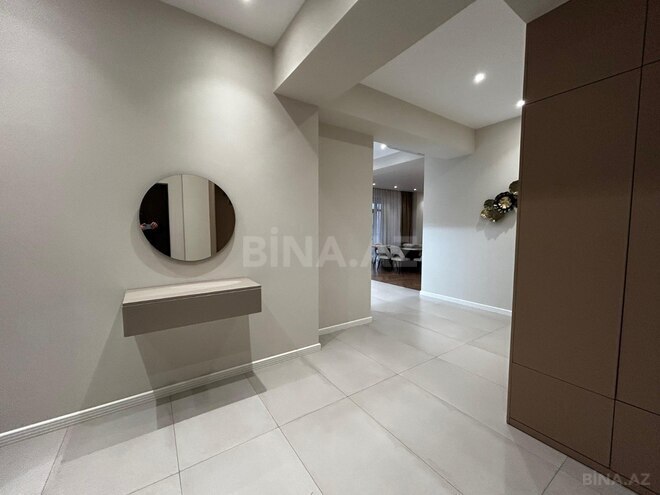 Сдаётся 3-комн. новостройка 180 м², м. Низами, photo 13 from 19