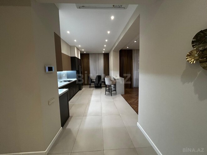 Сдаётся 3-комн. новостройка 180 м², м. Низами, photo 11 from 19