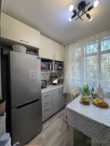 Satılır 2 otaqlı köhnə tikili 38 m², Xalqlar Dostluğu m., photo 6 from 12