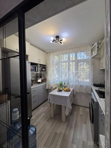 Satılır 2 otaqlı köhnə tikili 38 m², Xalqlar Dostluğu m., photo 4 from 12