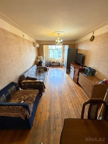 Satılır 2 otaqlı köhnə tikili 48 m², Xalqlar Dostluğu m., photo 3 from 9