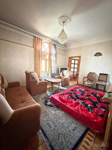 Satılır 2 otaqlı köhnə tikili 65 m², Nizami m., photo 5 from 17