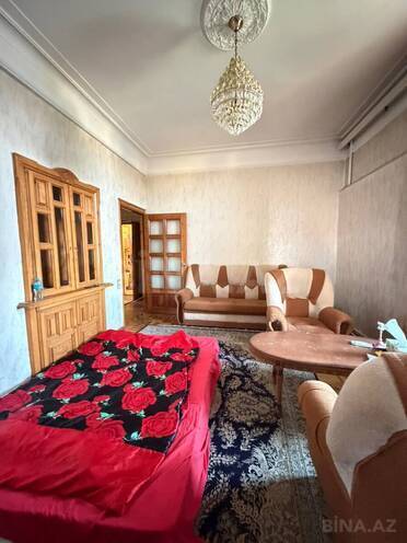 Satılır 2 otaqlı köhnə tikili 65 m², Nizami m., photo 9 from 17