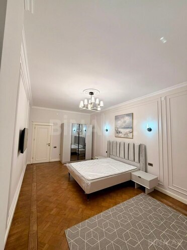 Сдаётся 4-комн. новостройка 230 м², м. 28 мая, photo 22 from 28