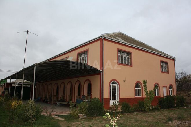 Satılır 7 otaqlı həyət evi/bağ evi 450 m², Binə q., photo 1 from 12