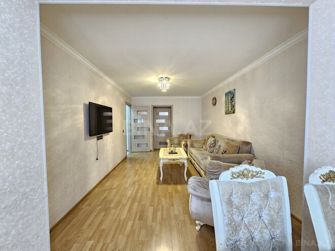 Satılır 3 otaqlı köhnə tikili 80 m², İnşaatçılar m., photo 3 from 15