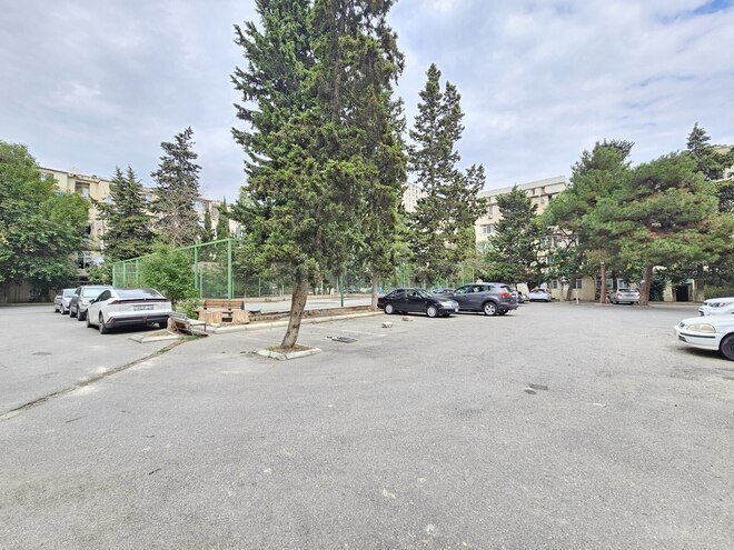 Satılır 3 otaqlı köhnə tikili 80 m², İnşaatçılar m., photo 14 from 15