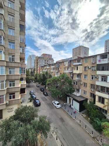 Продаётся 1-комн. вторичка 35 м², м. Элмляр Академиясы, photo 7 from 23