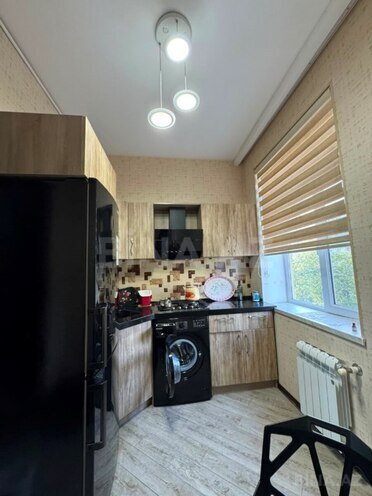 Продаётся 2-комн. вторичка 60 м², м. Элмляр Академиясы, photo 10 from 17