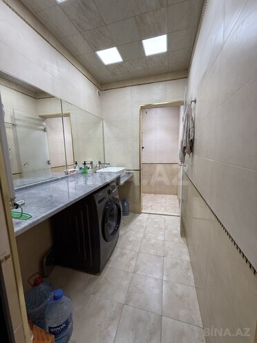 Satılır 5 otaqlı köhnə tikili 120 m², Xalqlar Dostluğu m., photo 20 from 24