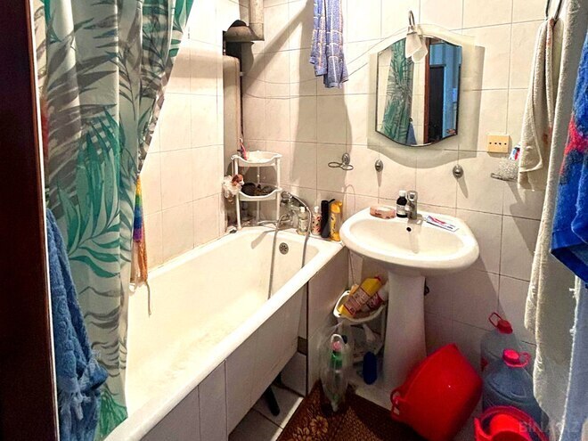 Satılır 3 otaqlı köhnə tikili 60 m², Neftçilər m., photo 15 from 19