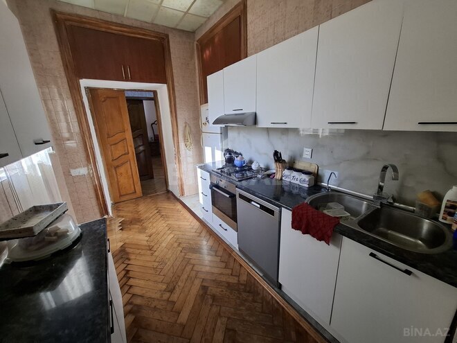Satılır 3 otaqlı köhnə tikili 130 m², İçəri Şəhər m., photo 10 from 16