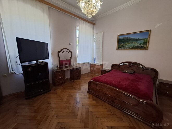Satılır 3 otaqlı köhnə tikili 130 m², İçəri Şəhər m., photo 8 from 16