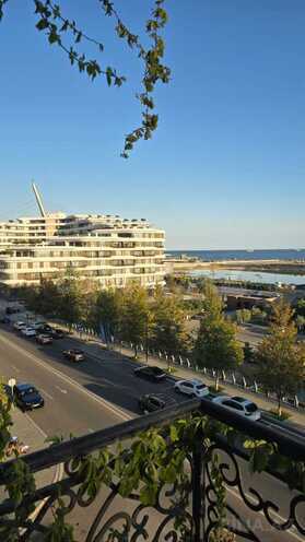 İcarəyə verilir 3 otaqlı yeni tikili 132 m², Ağ şəhər q., photo 1 from 20