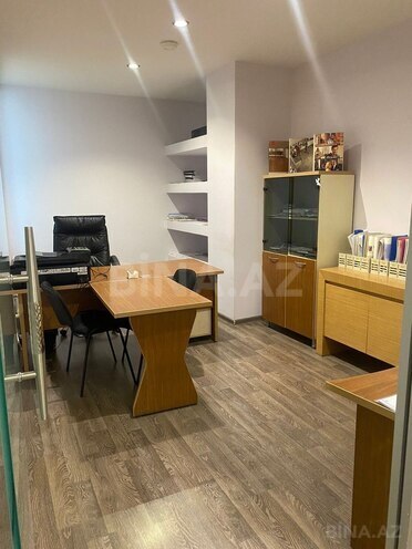 İcarəyə verilir 6 otaqlı ofis 285 m², 8 Noyabr m., photo 13 from 20