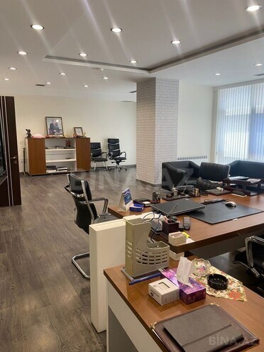 İcarəyə verilir 6 otaqlı ofis 285 m², 8 Noyabr m., photo 1 from 20