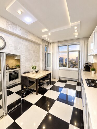 Продаётся 4-комн. новостройка 155 м², м. 20 января, photo 9 from 12