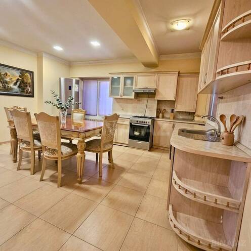 Продается 2-комн. вторичка 60 м², м. Шах Исмаил Хатаи, photo 6 from 18