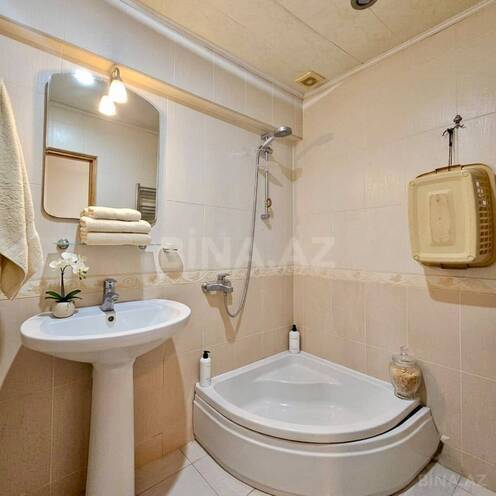 Продается 2-комн. вторичка 60 м², м. Шах Исмаил Хатаи, photo 14 from 18