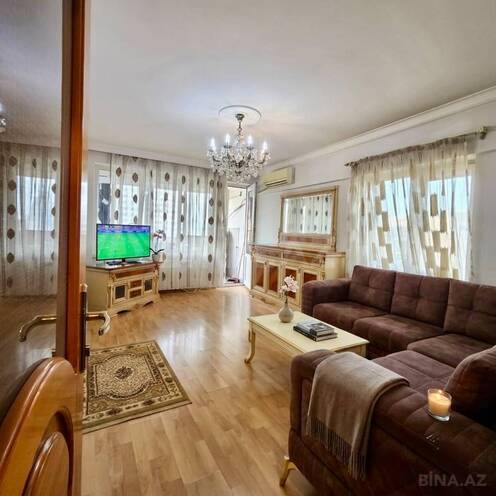 Продается 2-комн. вторичка 60 м², м. Шах Исмаил Хатаи, photo 1 from 18