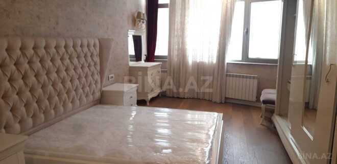 Продаётся 3-комн. новостройка 175 м², м. Низами, photo 3 from 25